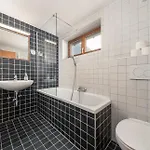 Huber Apartment *